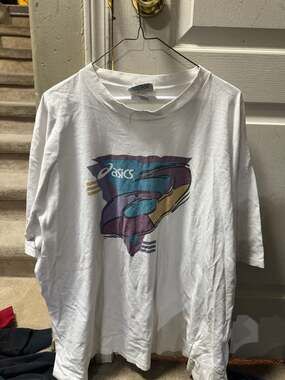 Vintage 90s Asics Graphic T-Shirt Single Stitch Made in Canada XL